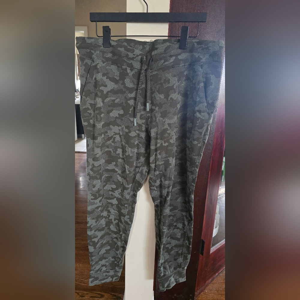 Lululemon Ready To Rulu Jogger - Camo